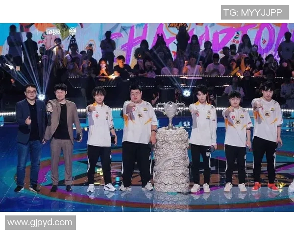 LPL春季赛期待Elk展现实力助力战队冲击冠军荣耀 LPL春季赛期待Elk展现实力助力战队冲击冠军荣耀