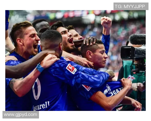 沙尔克04遥遥领先，德甲联赛一骑绝尘！